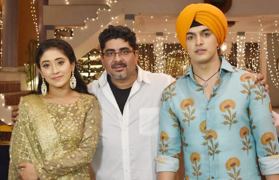 Mohsin Khan's birthday celebration on Rajan Shahi's set!  