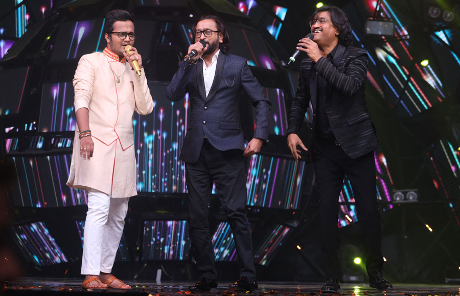 Ajay Atul grace the sets of  Indian Idol season 11