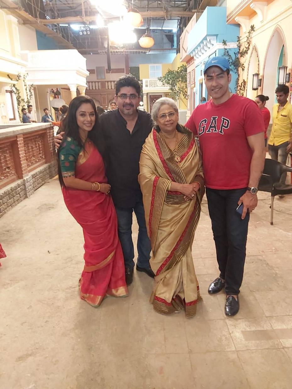 Havan on the sets of Rajan Shahi's  Anupamaa