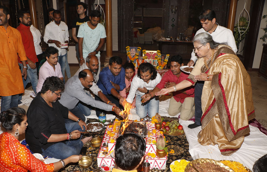 Havan on the sets of Rajan Shahi's  Anupamaa