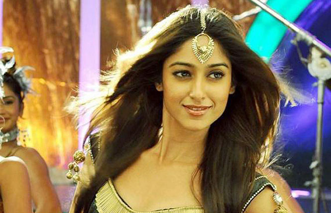  Ileana D