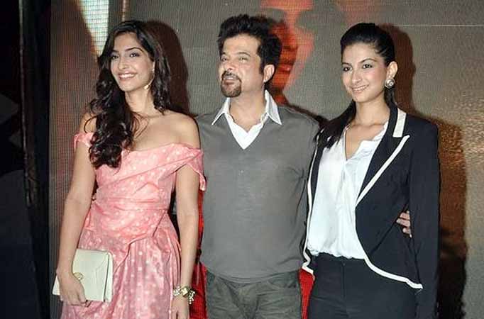 Anil Kapoor and daughters Sonam and Rhea 