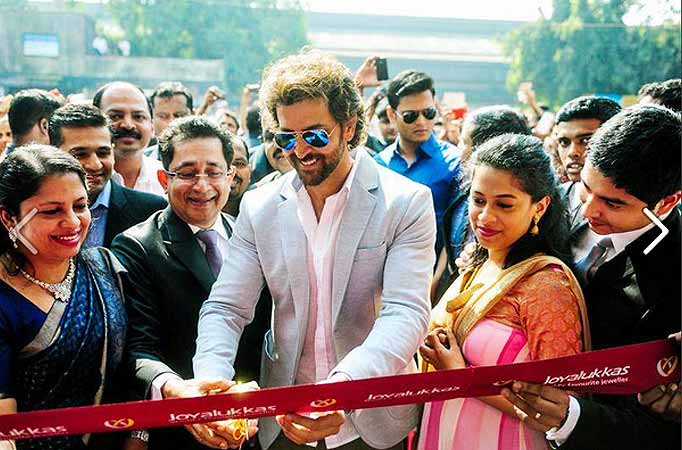 Hrithik Roshan inaugurates jewellery store