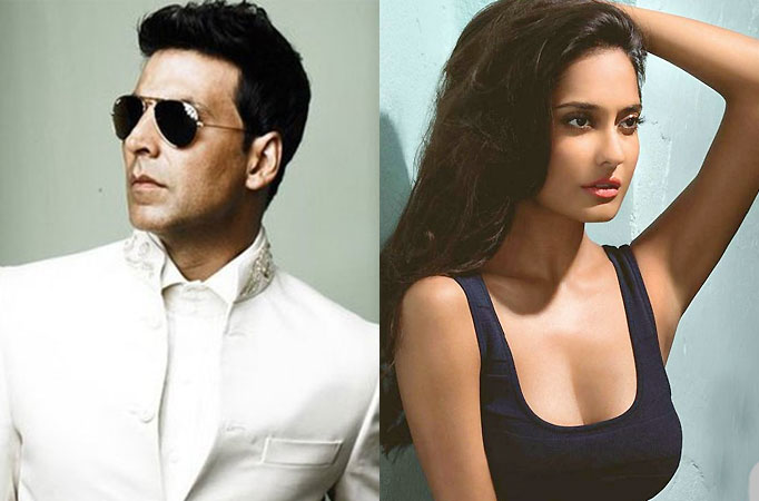 Akshay Kumar and Lisa Haydon