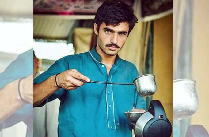 Pakistani 'chai wala' turns model