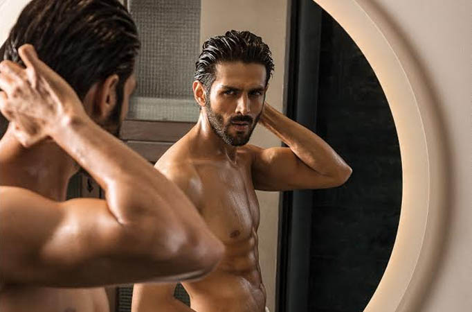 Kartik Aaryan