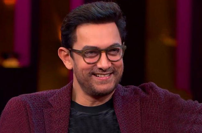 Aamir Khan flies economy, surprises co-passengers