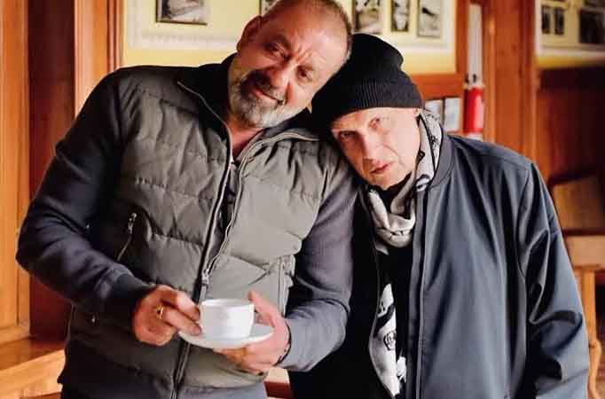 Mahesh Bhatt pens down an open letter for Sanjay Dutt on his 60th birthday