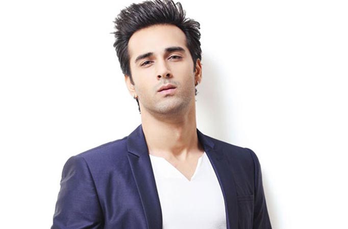 Pulkit Samrat tweets his toned look in 'Taish'