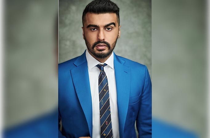 Mubarakan actor Arjun Kapoor shares a boomerang video with a quirky caption