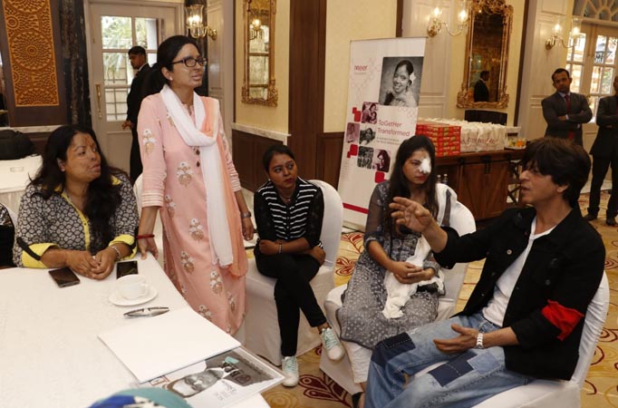 Shah Rukh Khan meets Acid attack survivors as a part of the ‘ToGETher Transformed’ initiative by Meer Foundation