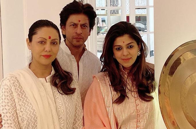 Diwali 2019: Shah Rukh Khan and Gauri Khan twin in white to celebrate the festival of lights   