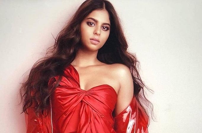 Suhana Khan enthralls us in her no-makeup look