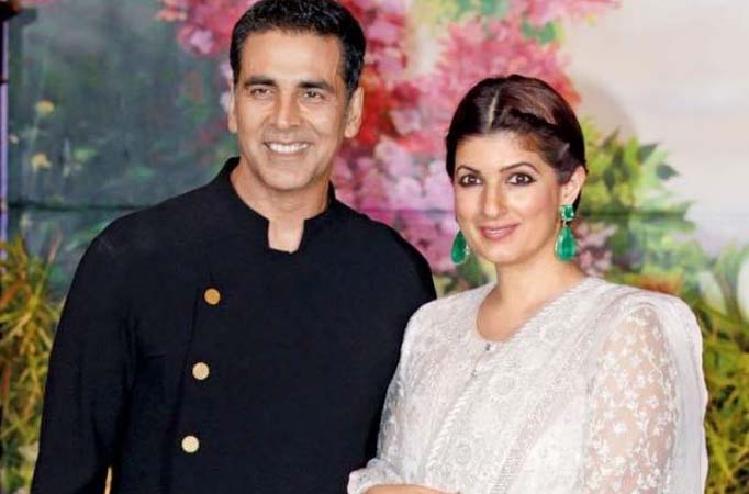 Akshay gifts onion earrings to wife Twinkle