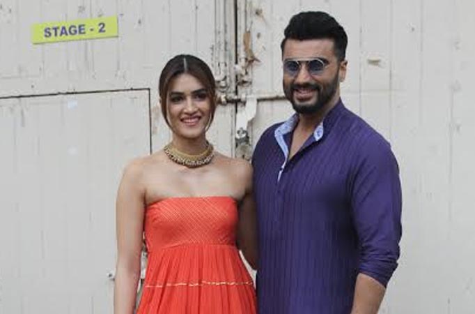 Kriti spills the beans on Arjun Kapoor’s  Grumpy Morning Syndrome!