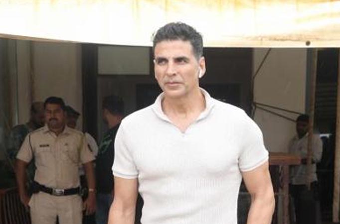 Akshay Kumar claims he 'liked' Jamia tweet 'by mistake'