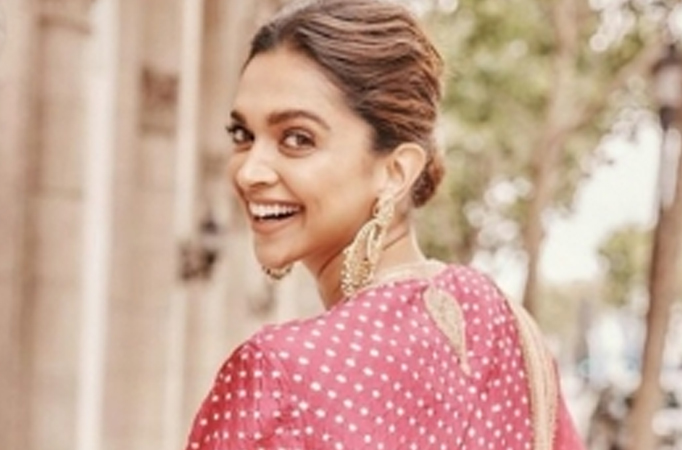 Deepika thanks 'ma' Farah for spotting her in Bangkok hoarding