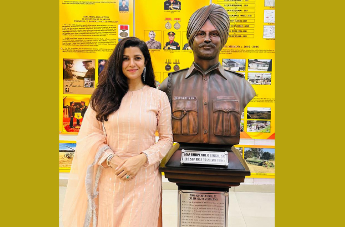 Nimrat Kaur visits Patiala for the inaugural ceremony of late father Major Bhupendra Singh’s statue in Patiala regiment!