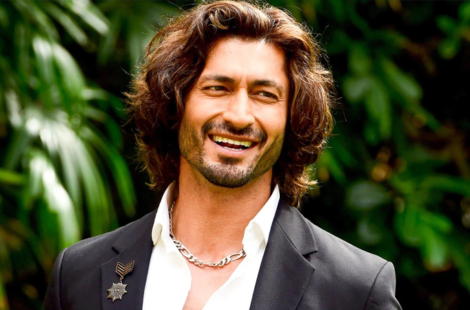 Vidyut Jammwal to play villain in Bade Miyan Chote Miyan?