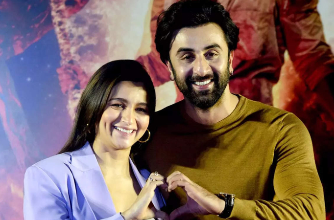 Ranbir Kapoor and Alia Bhatt’s baby Raha might make her public debut on Christmas 2022