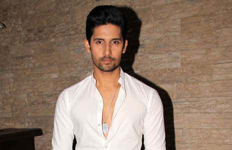 Ravi Dubey