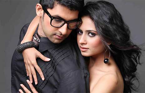 Ravi Dubey and Sargun Mehta