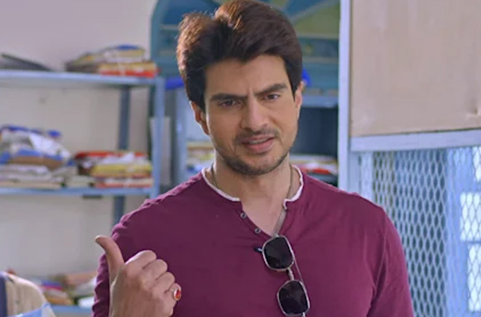 Spoiler Alert! Dheere Dheere Se: Office staff makes fun of Raghav; latter tries to be calm 