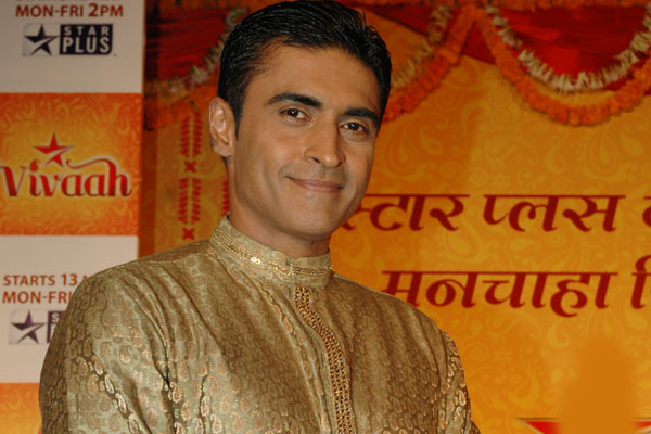 Mohnish Behl