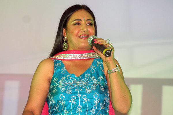 Jaspinder Narula,Songstress,Singer