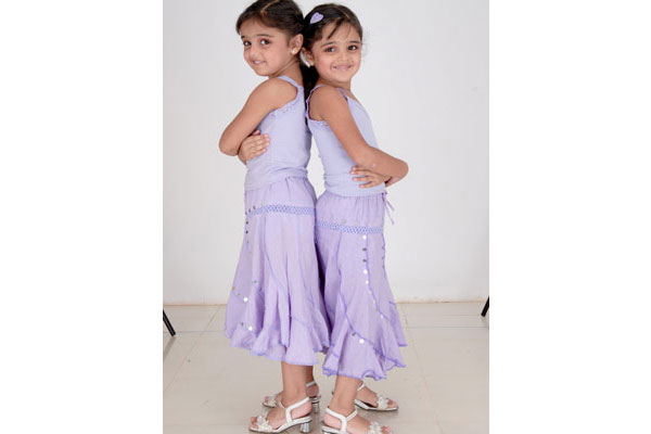 Zaynah and Ziyah, Aapki Antra