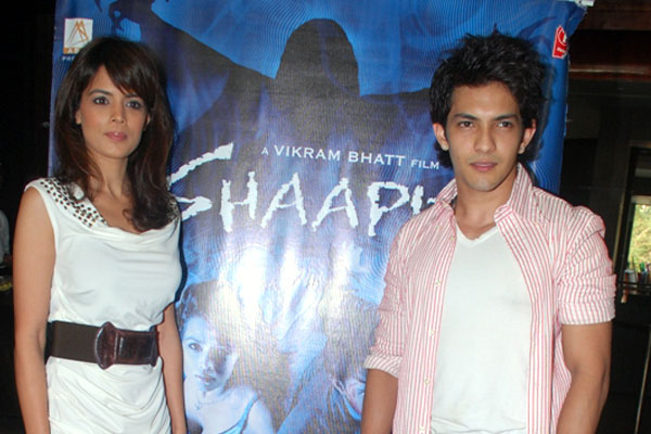 Shweta Agarwal , Aditya Narayan 