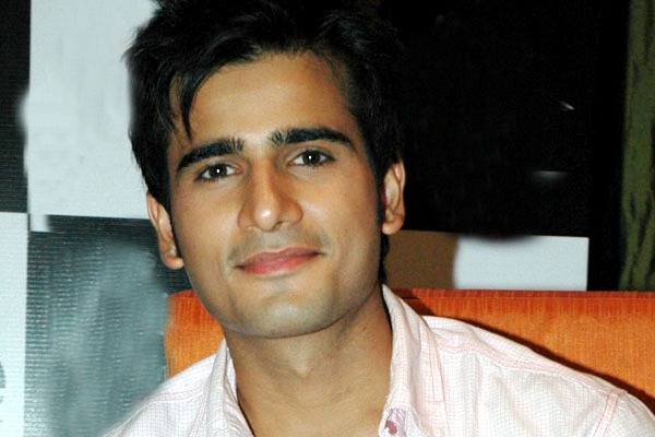 Karan Tacker