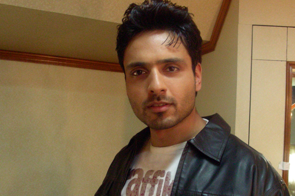 Iqbal Khan 