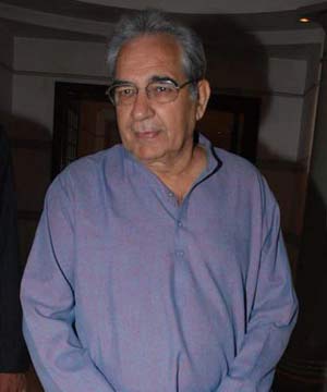  Kulbhushan Kharbanda 