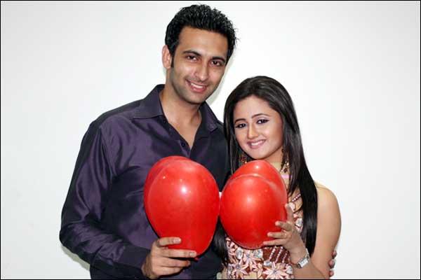 Nandish Sandhu and Rashmi Desai