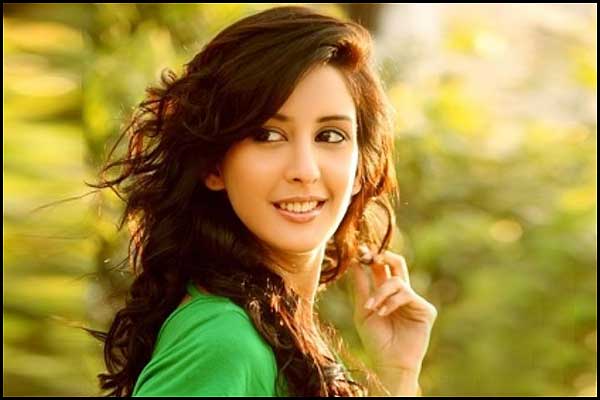 Chahat Khanna