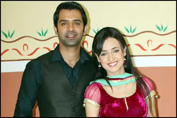 Barun Sobti and Sanaya Irani