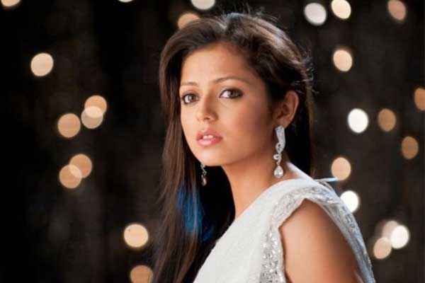 Drashti Dhami