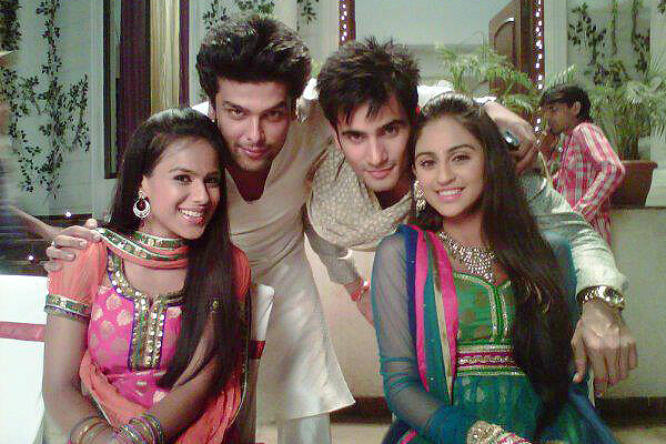 Niaa Sharma, Kushal Tandon, Karan Tacker and Krystle Dsouza