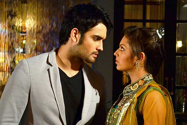 Vivian Dsena and Drashti Dhami