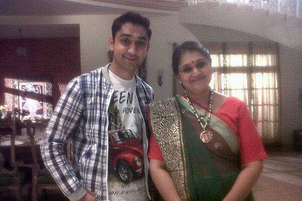 Dheeraj Miglani and Supriya Pathak