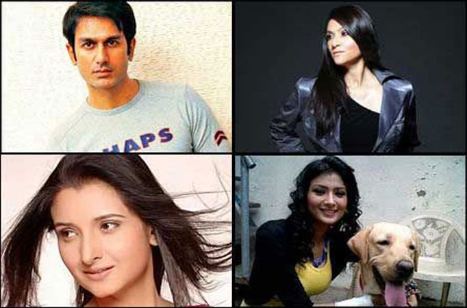 Sachin Khurana , Rishina Kandhari,  Smriti Khanna and Ishiya Vyas