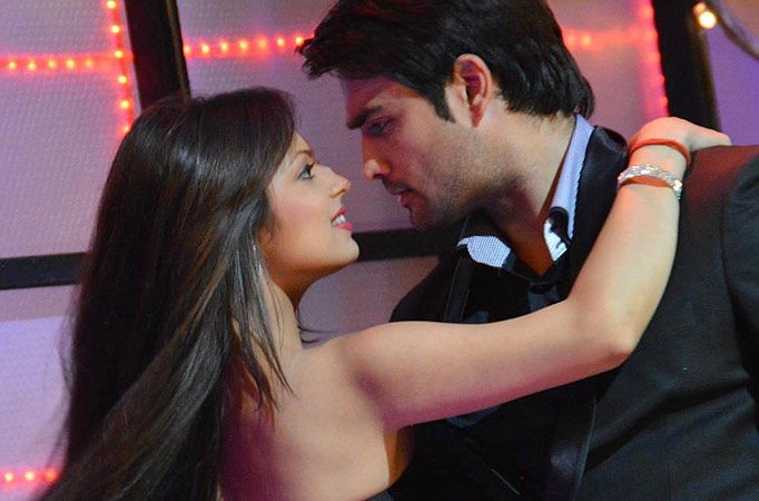 Drashti Dhami and Vivian Dsena