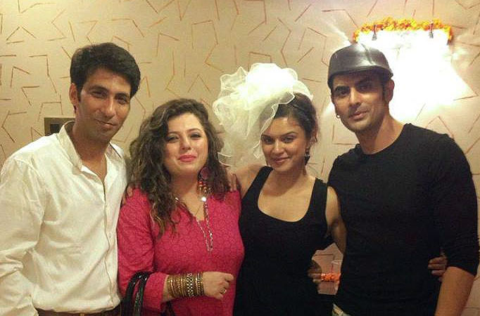 Percy and Delnaaz with good friends Aashka Goradia and Rohit Bakshi