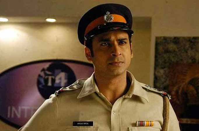 Sarwar Ahuja in Shapath