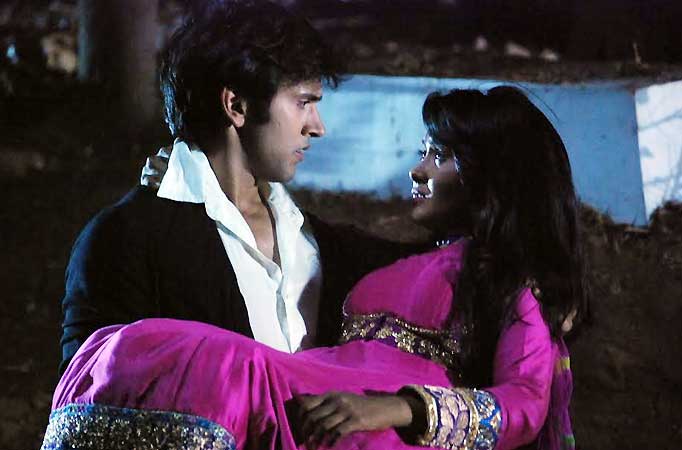 Mishkat Varma and Kaanchi Singh