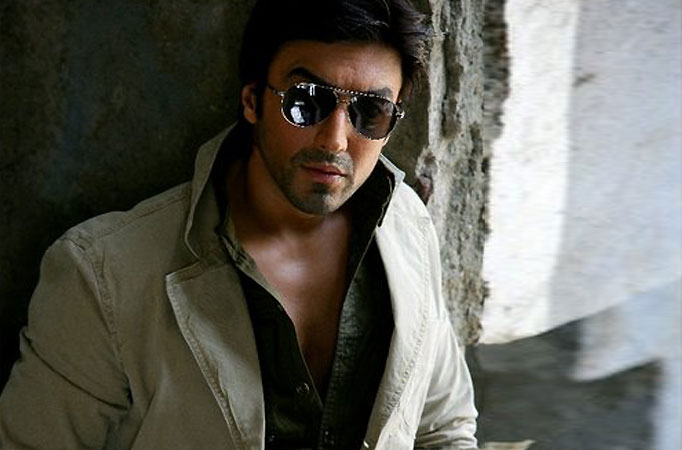 Ashish Chowdhry 