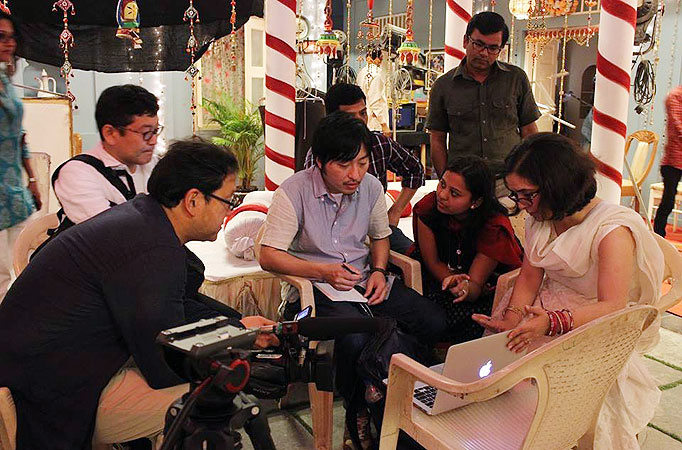 Japanese delegates visit the set of Tu Mera Hero