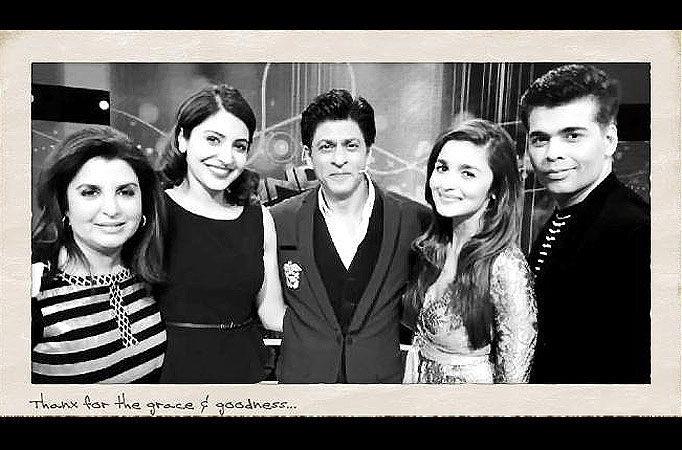 SRK with his freinds Karan Johar, Farah Khan, Alia Bhatt and Anushka Sharma 