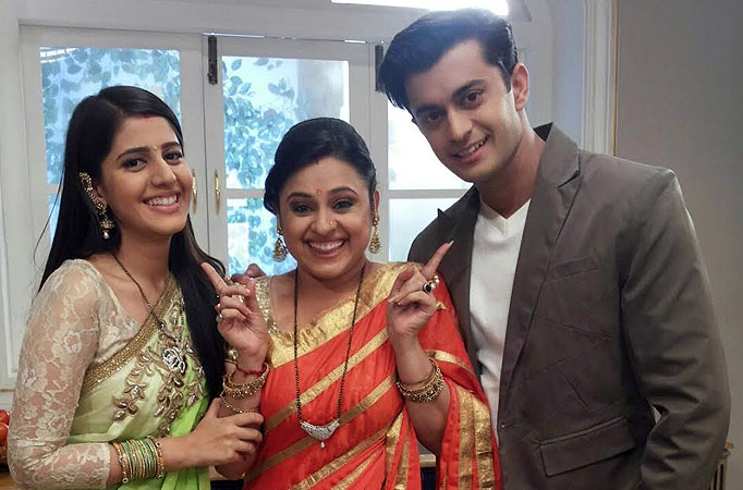 Shweta Gautam, Varun Sharma, Simran Pareenja 